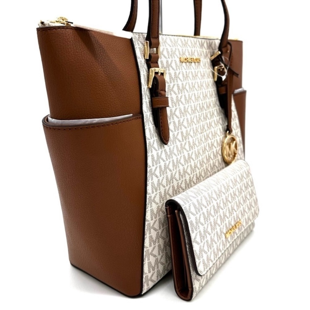 Michael Kors Large Charlotte Tote Bag & Trifold Wallet Vanilla - Picture 3 of 14